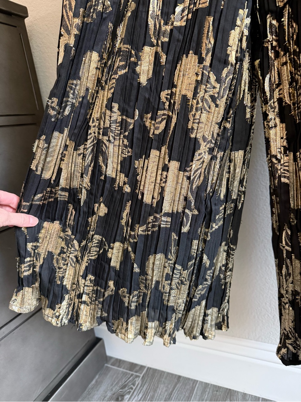 Anthropologie Hutch Mabel Foil Pleated Jumpsuit - Picture 6 of 10